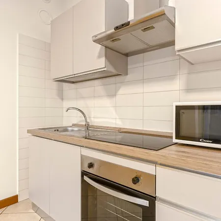 Monolocale Luminoso Con Giardino Privato Apartment *