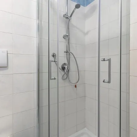 Apartment Monolocale Luminoso Con Giardino Privato *